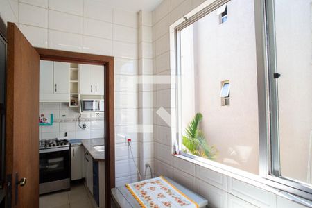 Apartamento à venda com 160m², 3 quartos e 2 vagas Apartamento à venda com 160m², 3 quartos e 2 vagasCozinha