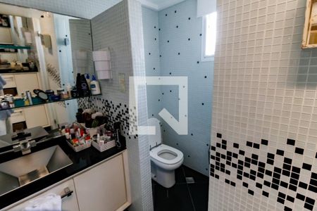 Apartamento à venda com 210m², 2 quartos e 3 vagas Apartamento à venda com 210m², 2 quartos e 3 vagasBanheiro da Suíte 2