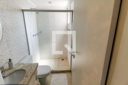 Apartamento à venda com 210m², 2 quartos e 3 vagas Apartamento à venda com 210m², 2 quartos e 3 vagasBanheiro da Suíte 1