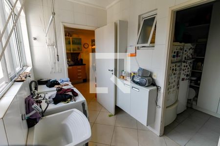 Apartamento à venda com 210m², 2 quartos e 3 vagas Apartamento à venda com 210m², 2 quartos e 3 vagasÁrea de Serviço