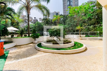 Apartamento à venda com 210m², 2 quartos e 3 vagas Apartamento à venda com 210m², 2 quartos e 3 vagasÁrea comum