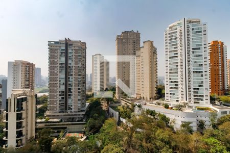 Apartamento à venda com 210m², 2 quartos e 3 vagas Apartamento à venda com 210m², 2 quartos e 3 vagasVaranda da Sala vista
