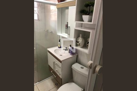 Casa à venda com 145m², 5 quartos e sem vagaBanheiro (casa 4)