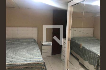 Casa à venda com 145m², 5 quartos e sem vagaQuarto (casa 4)