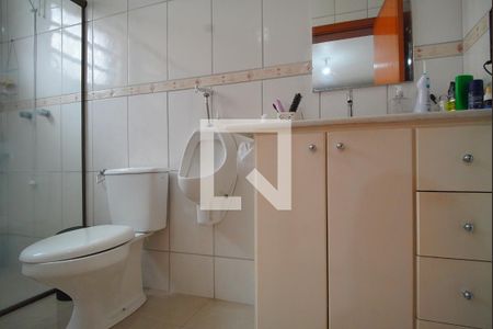 Casa à venda com 379m², 4 quartos e 1 vagaBanheiro da Suíte 2