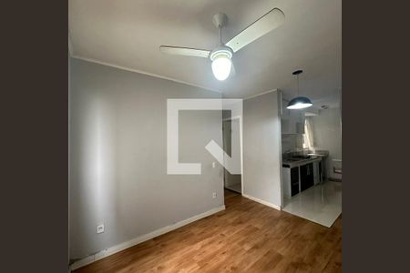 Sala de apartamento para alugar com 2 quartos, 42m² em Jardim Boa Vista (zona Oeste), Osasco