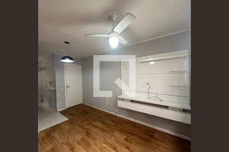Sala de apartamento para alugar com 2 quartos, 42m² em Jardim Boa Vista (zona Oeste), Osasco