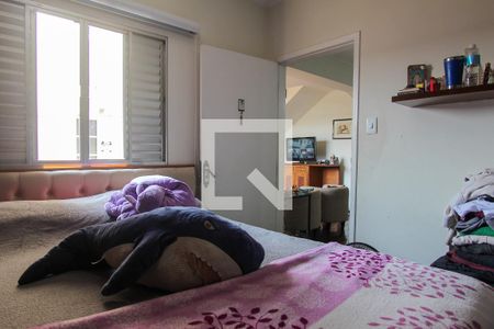 Casa à venda com 300m², 3 quartos e 2 vagas Casa à venda com 300m², 3 quartos e 2 vagasQuarto