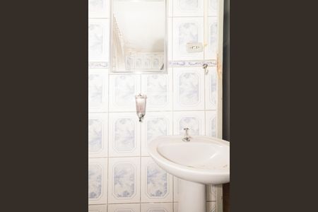 Casa à venda com 250m², 2 quartos e 2 vagasBanheiro 1 segundo andar