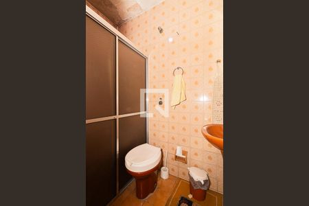 Casa à venda com 250m², 2 quartos e 2 vagasBanheiro 2 segundo andar