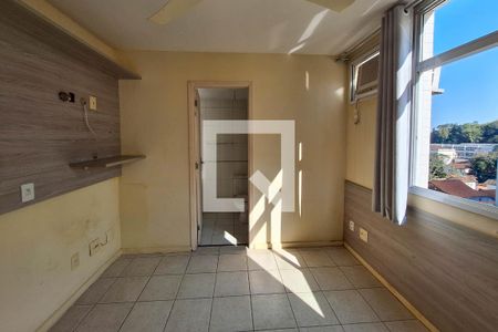 Apartamento à venda com 70m², 2 quartos e 1 vagaSuíte