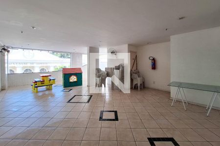 Apartamento à venda com 70m², 2 quartos e 1 vagaÁrea comum