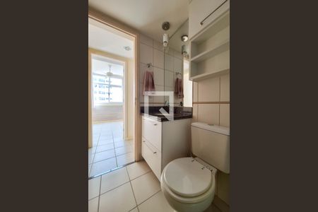 Apartamento à venda com 70m², 2 quartos e 1 vagaBanheiro Social