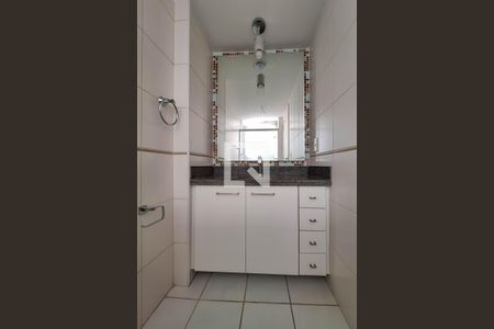 Apartamento à venda com 70m², 2 quartos e 1 vagaBanheiro da Suíte