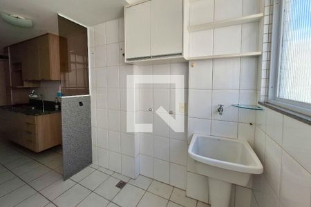 Apartamento à venda com 70m², 2 quartos e 1 vagaÁrea de Serviço