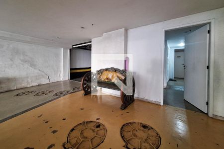 Apartamento à venda com 70m², 2 quartos e 1 vagaFachada e portaria