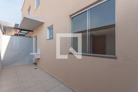 Apartamento à venda com 80m², 2 quartos e 1 vaga Apartamento à venda com 80m², 2 quartos e 1 vagaÁrea de Serviço