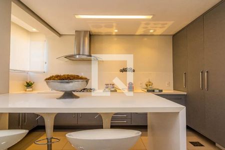 Apartamento à venda com 329m², 3 quartos e 3 vagasÁrea comum