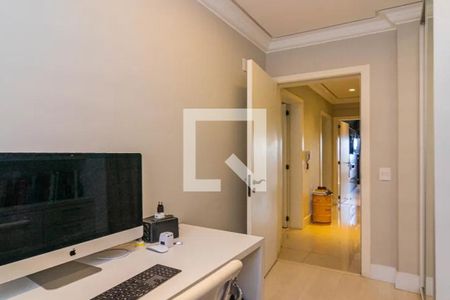 Apartamento à venda com 329m², 3 quartos e 3 vagasEscritório