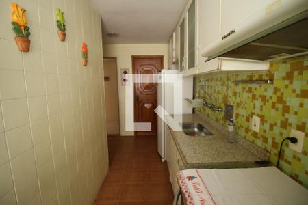 Apartamento à venda com 70m², 1 quarto e 2 vagasCozinha
