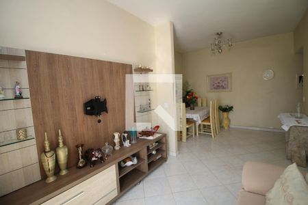 Sala de apartamento à venda com 1 quarto, 70m² em Olaria, Rio de Janeiro