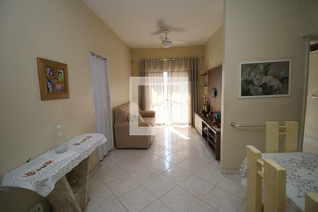 Sala de apartamento à venda com 1 quarto, 70m² em Olaria, Rio de Janeiro