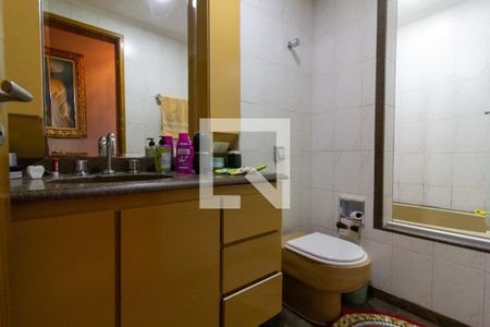 Apartamento à venda com 78m², 3 quartos e 2 vagas Apartamento à venda com 78m², 3 quartos e 2 vagasBanheiro Social