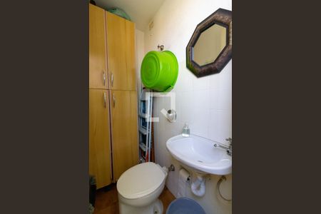 Apartamento à venda com 78m², 3 quartos e 2 vagas Apartamento à venda com 78m², 3 quartos e 2 vagasBanheiro de Serviço