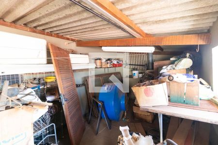 Casa à venda com 236m², 3 quartos e 4 vagas Casa à venda com 236m², 3 quartos e 4 vagasOficina