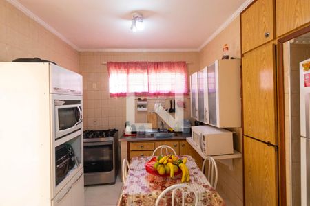 Casa à venda com 236m², 3 quartos e 4 vagas Casa à venda com 236m², 3 quartos e 4 vagasCozinha