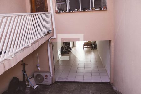 Casa à venda com 145m², 3 quartos e 3 vagas Casa à venda com 145m², 3 quartos e 3 vagasGaragem