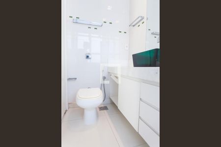 Casa de condomínio à venda com 524m², 4 quartos e 4 vagas Casa de condomínio à venda com 524m², 4 quartos e 4 vagasbanheiro suite 2