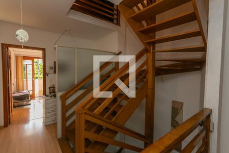 Casa à venda com 255m², 3 quartos e 3 vagas Casa à venda com 255m², 3 quartos e 3 vagas2° andar