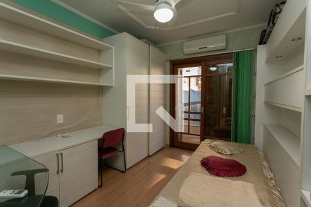 Casa à venda com 255m², 3 quartos e 3 vagas Casa à venda com 255m², 3 quartos e 3 vagasQuarto 1