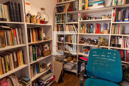 Apartamento à venda com 180m², 3 quartos e 2 vagasEscritório