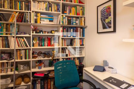 Apartamento à venda com 180m², 3 quartos e 2 vagasEscritório