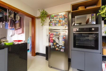 Apartamento à venda com 180m², 3 quartos e 2 vagasCozinha