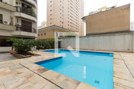 Apartamento à venda com 180m², 3 quartos e 2 vagasÁrea Comum - Piscina