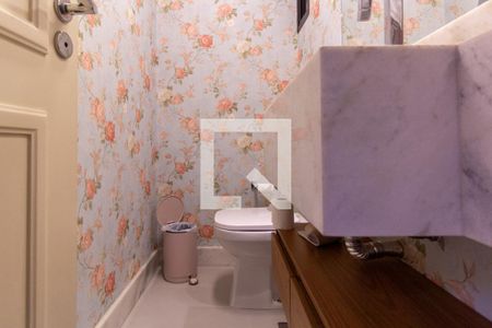 Apartamento à venda com 180m², 3 quartos e 2 vagasLavabo