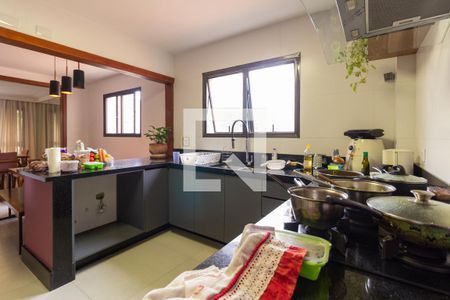 Apartamento à venda com 180m², 3 quartos e 2 vagasCozinha