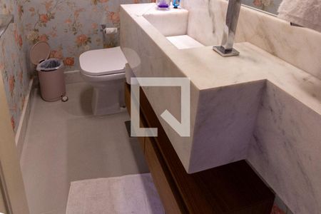 Apartamento à venda com 180m², 3 quartos e 2 vagasLavabo