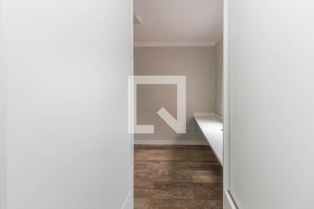 Casa à venda com 70m², 2 quartos e 1 vaga Casa à venda com 70m², 2 quartos e 1 vagaCorredor