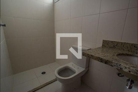 Apartamento à venda com 60m², 2 quartos e 2 vagas Apartamento à venda com 60m², 2 quartos e 2 vagasBanheiro da Suíte