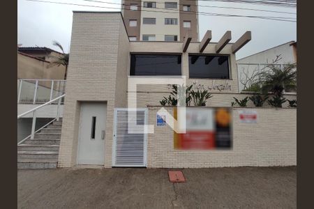 Apartamento à venda com 60m², 2 quartos e 2 vagas Apartamento à venda com 60m², 2 quartos e 2 vagasFachada