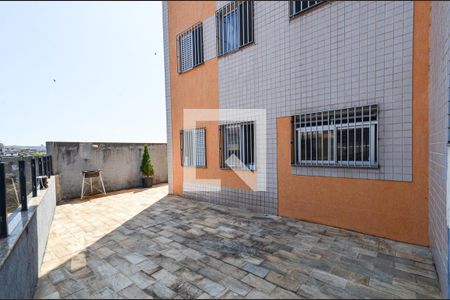 Apartamento para alugar com 242m², 3 quartos e 2 vagas Apartamento para alugar com 242m², 3 quartos e 2 vagasArea Privativa