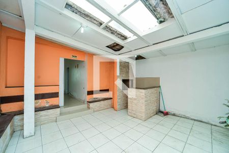 Casa à venda com 480m², 3 quartos e 5 vagas Casa à venda com 480m², 3 quartos e 5 vagasÁrea de Serviço