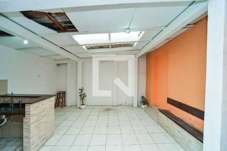 Casa à venda com 480m², 3 quartos e 5 vagas Casa à venda com 480m², 3 quartos e 5 vagasÁrea de Serviço