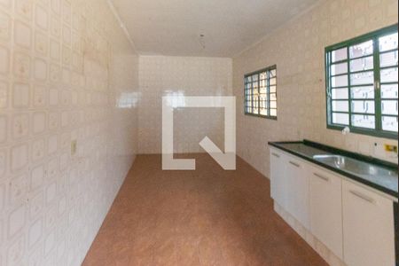 Casa à venda com 131m², 3 quartos e 3 vagas Casa à venda com 131m², 3 quartos e 3 vagasCozinha