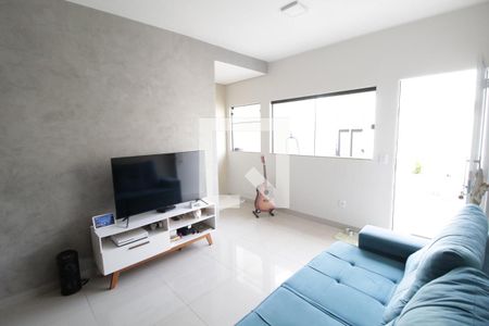 Sala de casa para alugar com 2 quartos, 120m² em Cidade Jardim, Uberlândia