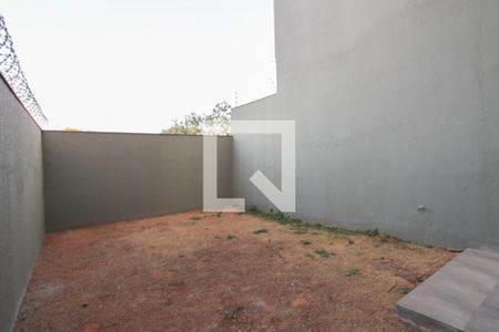 Casa à venda com 180m², 3 quartos e 3 vagasQuintal